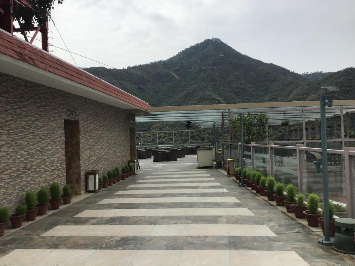 Timber Trail Base Resort - At The Foothills Of Adventure Parwanoo Экстерьер фото